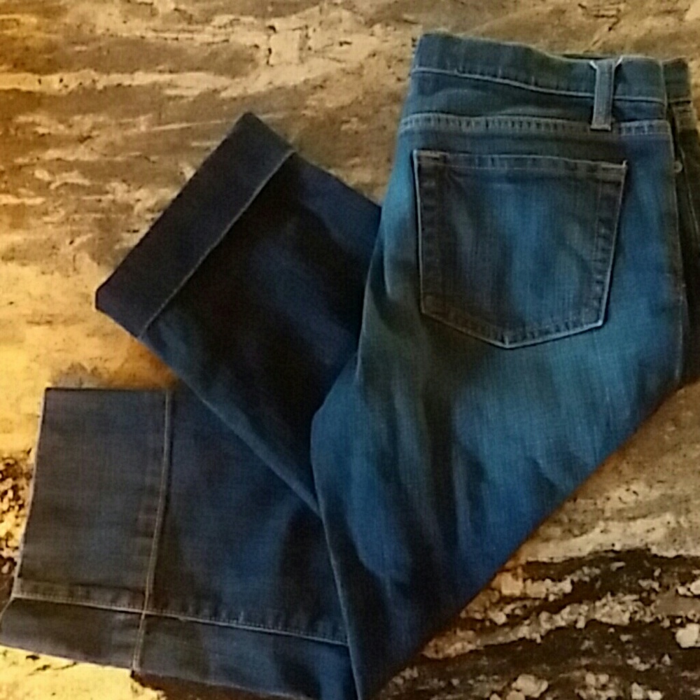 Gap capris